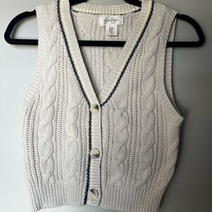 Jessica Simpson Cream Cable Knit V-Neck Sweater Vest